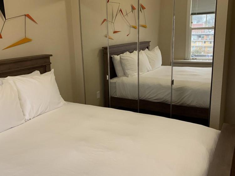 Hotel Leo Bellingham Kültér fotó